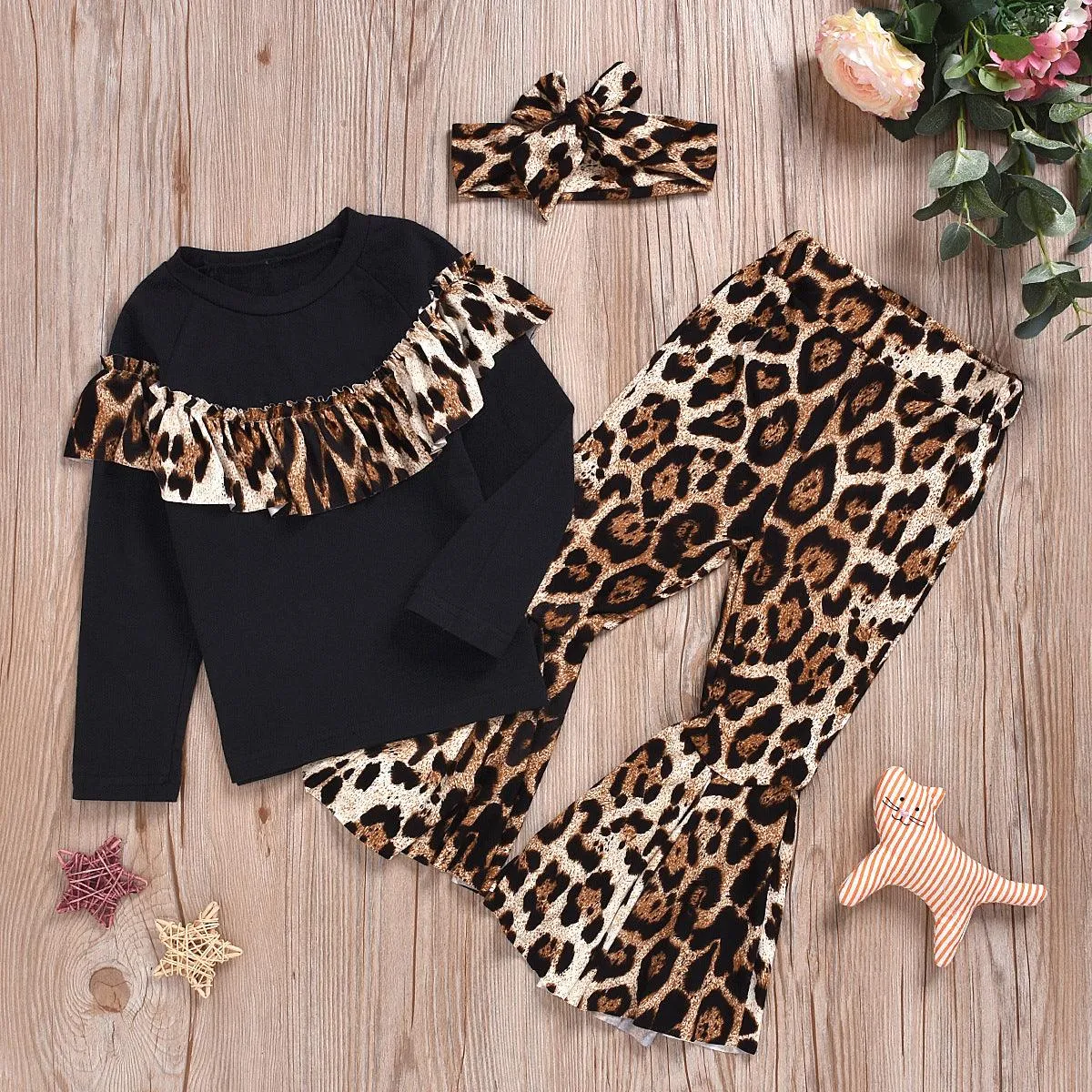 2-piece Ruffle Long Sleeve T-shirt & Leopard Flares for Baby Girl