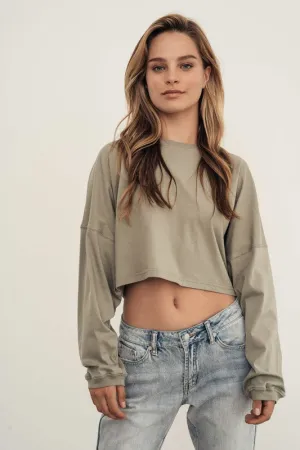 *CROPPED LONG SLEEVE TEE OLIVE