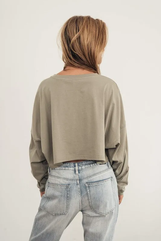 *CROPPED LONG SLEEVE TEE OLIVE
