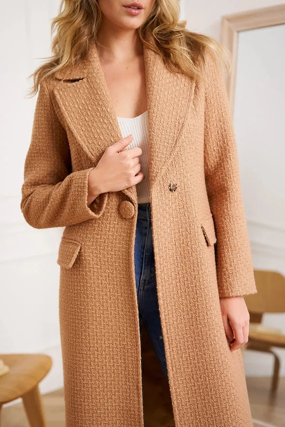 Long Fitted Coat Containing Wool Camel