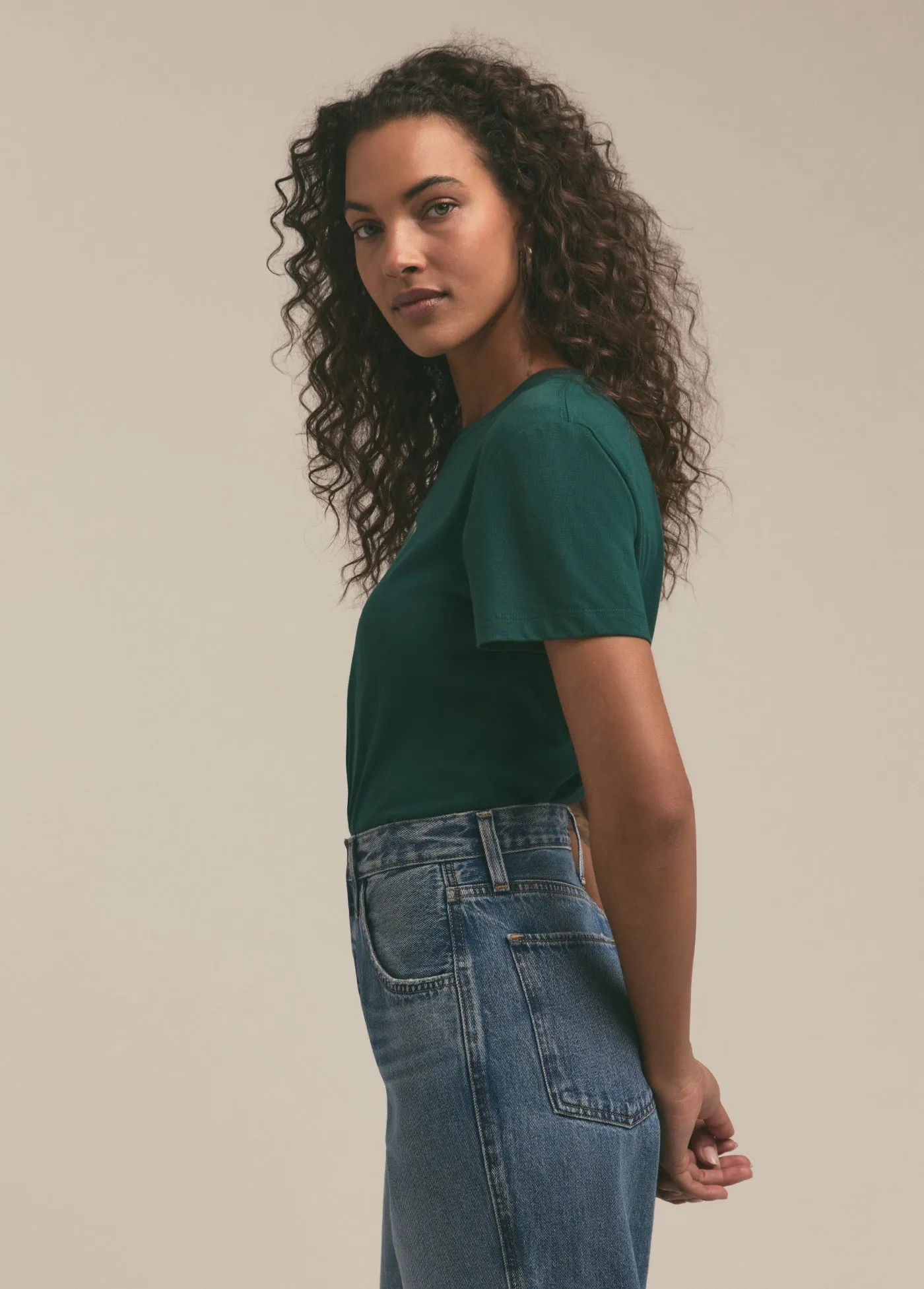 THE CROPPED COLLEGIATE TEE