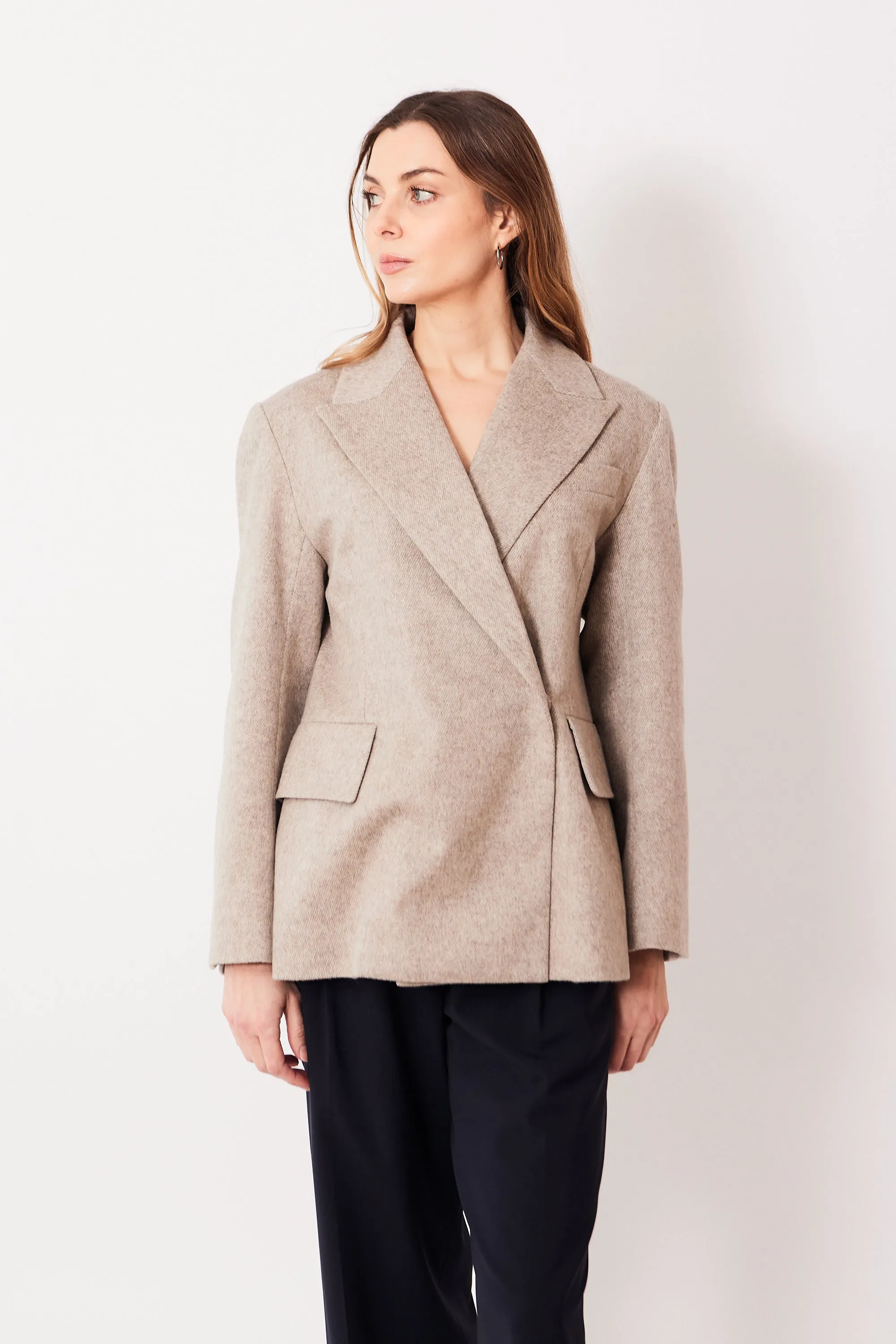 WE-AR4 The Greenwich Coat